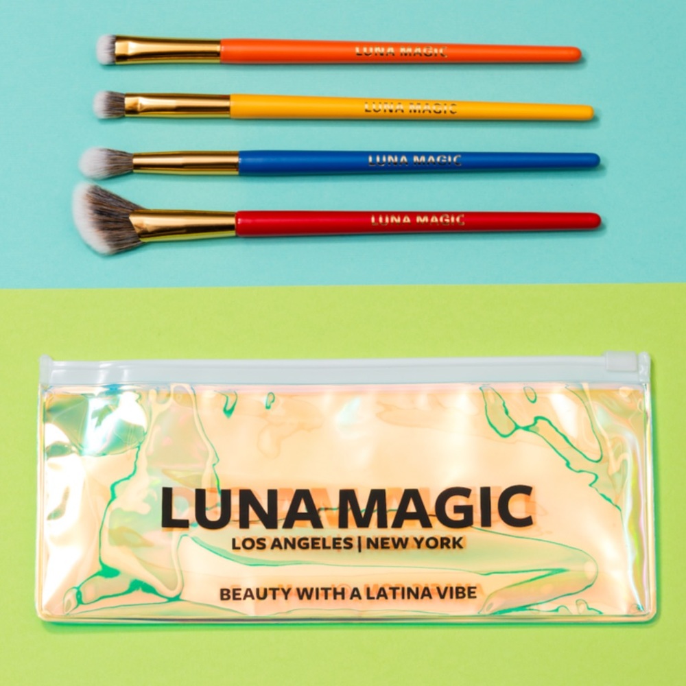NEW Luna magic 4 piece brush set